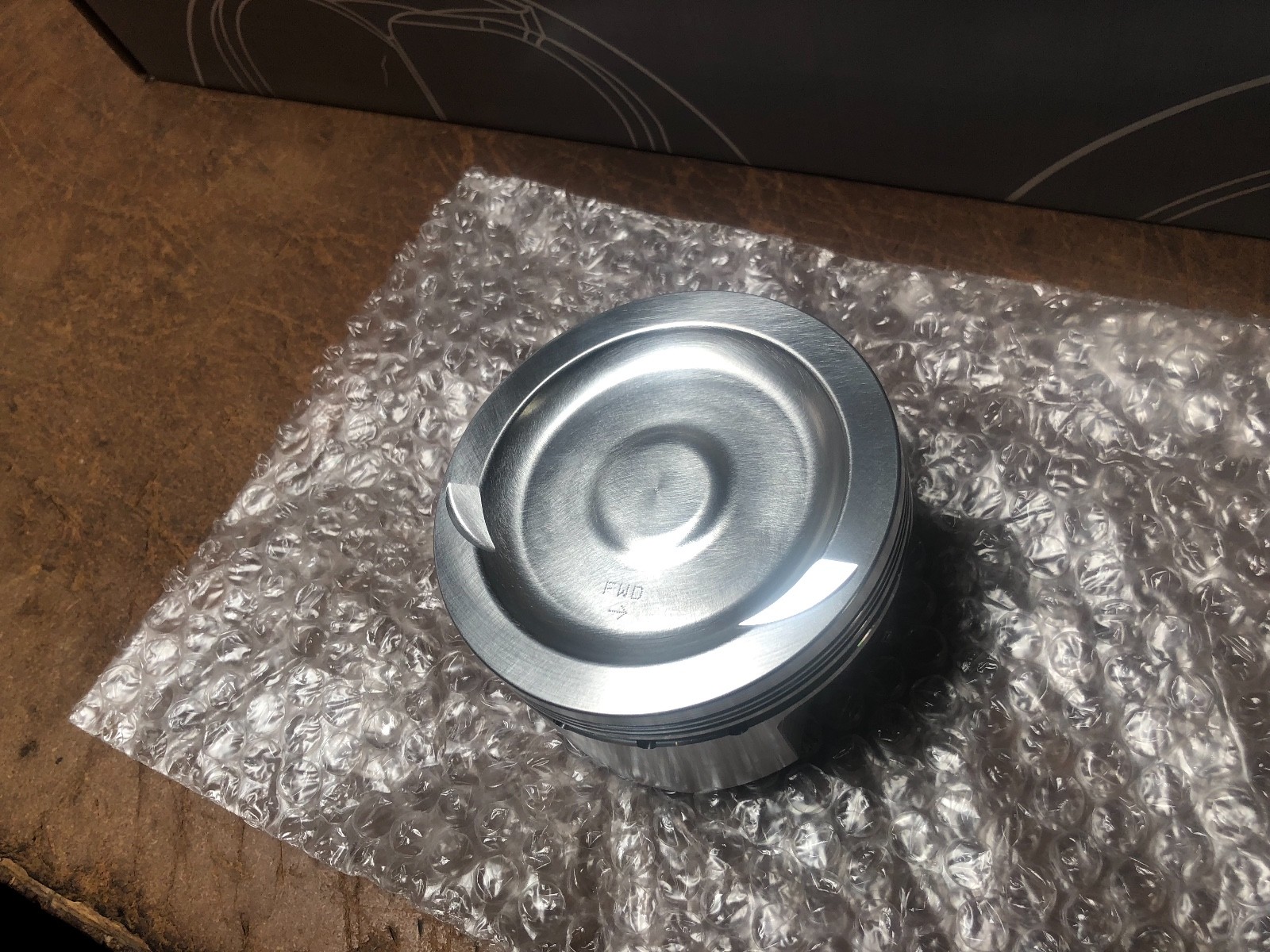 Wiseco Dish Pistons 4.030 Chevy Small Block LS 6.0L LS2 LS6 LQ4