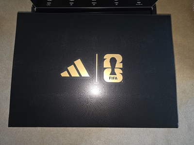NEW 2026 ADIDAS FIFA WORLD CUP HISTORICAL MINI BALL SET IN BOX