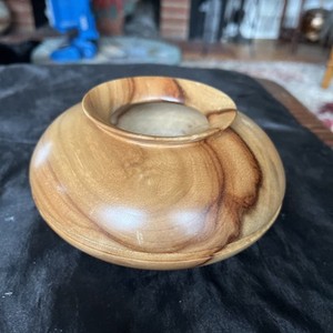 Vintage Turned Wood Laurel Wood Bowl.  Artist Signed Barney Blackie