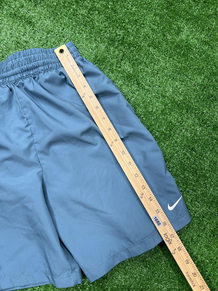 Pantalones Cortos de Entrenamiento Nike Dri-FIT Niños Talla XL Azul Ahumado Blanco DX5382-00 Foto 3 de 4