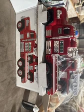 Hess 2015 Fire Truck And Ladder Rescue Vehicle With Light & Sounds Original Box