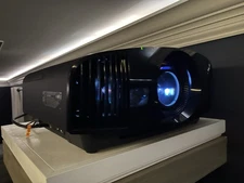 Sony Native 4k Projector VPL-VW325ES