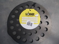 Lodge Cast Iron Meat Rack 8"