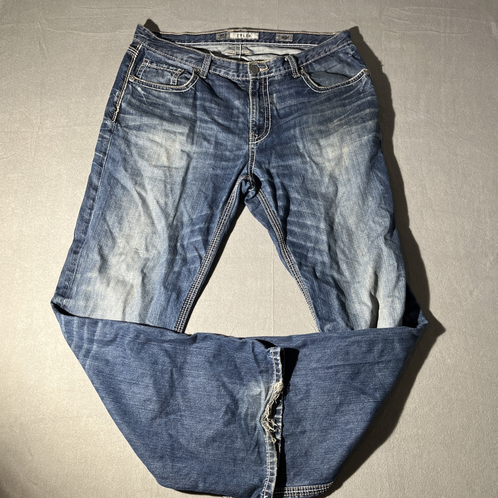 BKE Tyler Bootcut Jeans Mens 38x30 Dark Wash Blue Buckle Cowboy Thick Stitch