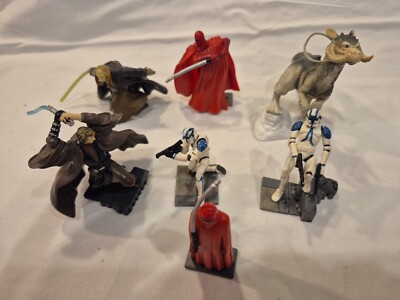 2006 Hasbro Star Wars unleashed 2'' action figures- lot of 7
