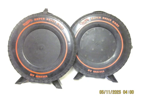 VINTAGE  PAIR (2) 1968 MATTEL HOT WHEELS SUPER RALLY 24 CARRY CASE