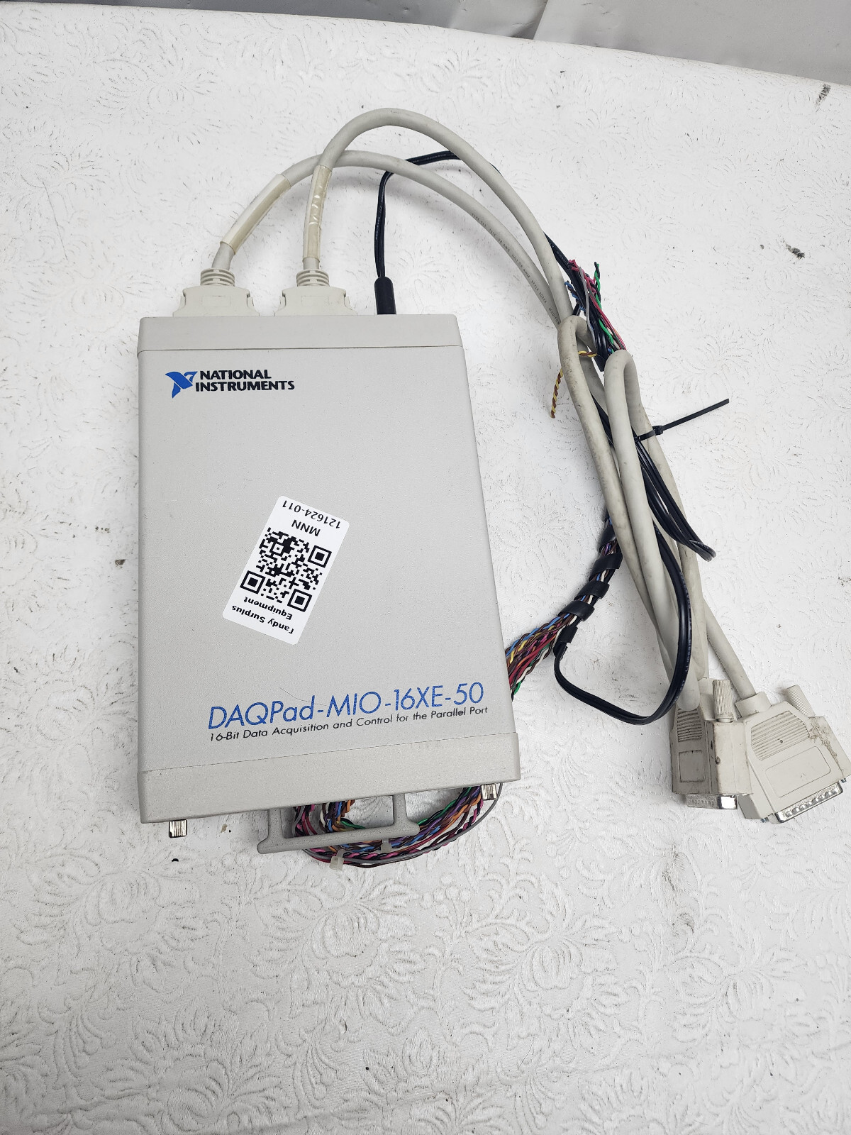 National Instr. DAQPad-MIO-16XE-50, 16-Bit Parallel Port Control & DAQPad-TB-52