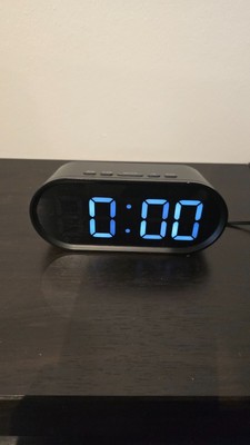 LED Digitaluhr Tischuhr Alarm Wecker Schlummerfunktion Clock Snooze