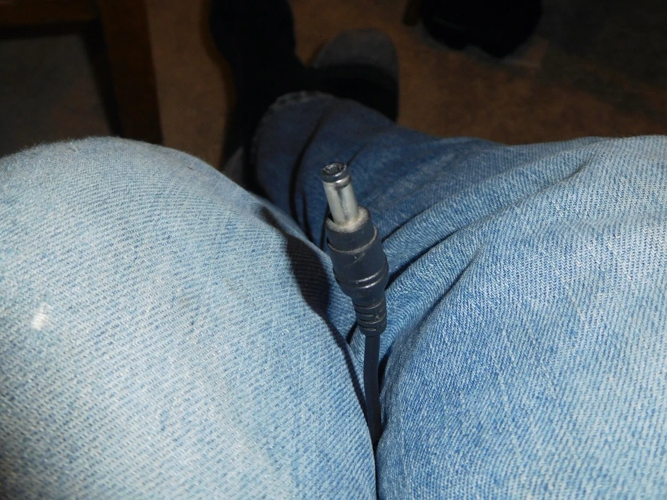 Adaptador de CA/CC Delta Electronics ADP-50SH Rev.B - Salida 12V 4160mA Foto 4 de 4