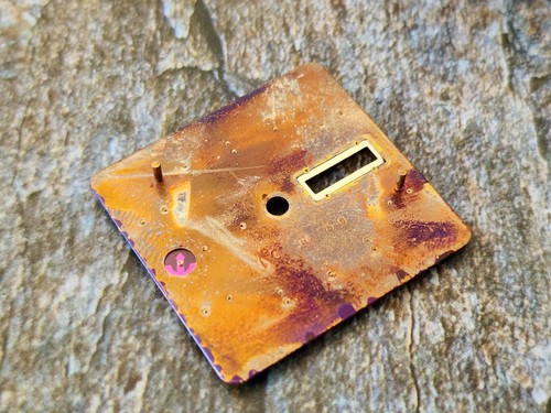 Nos Vintage Rado manhattan Dial Automatic TV Shape Purple color From 70s 11815 - Picture 4 of 4
