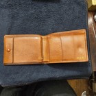 Vintage Tan Caramel Leather Bifold Wallet Billfold ID Window Card Slots Patina — photo 4