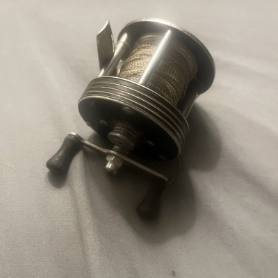 Vintage Zebco 330 Bait Casting Reel *Rare*