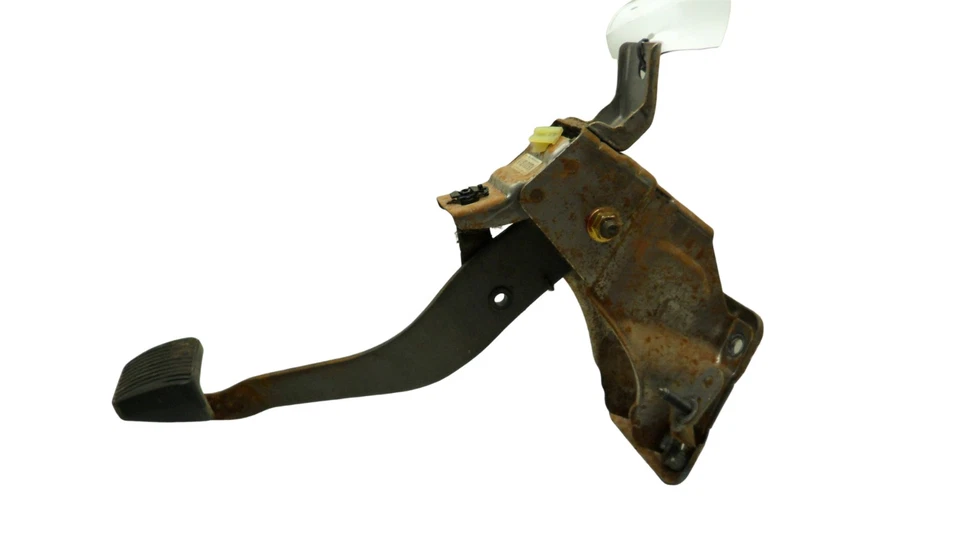 2004-2008 Chevrolet Aveo conjunto de pedais de freio usado AB031316 FABRICANTE DE EQUIPAMENTO ORIGINAL - Imagem 2 de 4