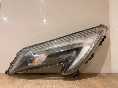NISSAN JUKE F15 REFLEKTOR O/S STRONA KIEROWCY / PRAWA STRONA 26120BV80A FJK14 - Zdjęcie 1 z 2