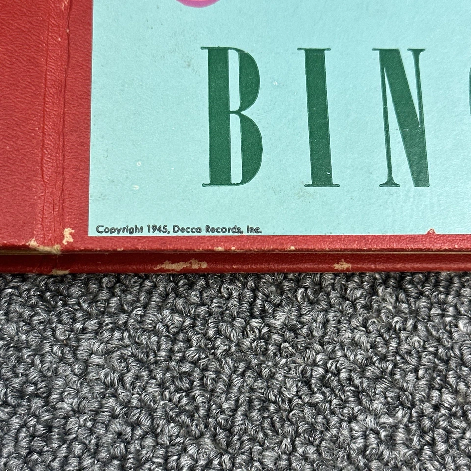 RARE 1945 Bing Crosby Merry Christmas Decca Records 78rpm 4 Records Set A-550 - Image 3 of 4