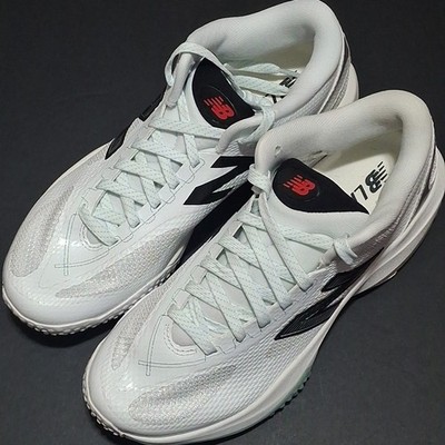 New Balance FREEZTW5 M-8.5/W-10 FreezeLX V5 Turf Lacrosse Cleats, White/Black