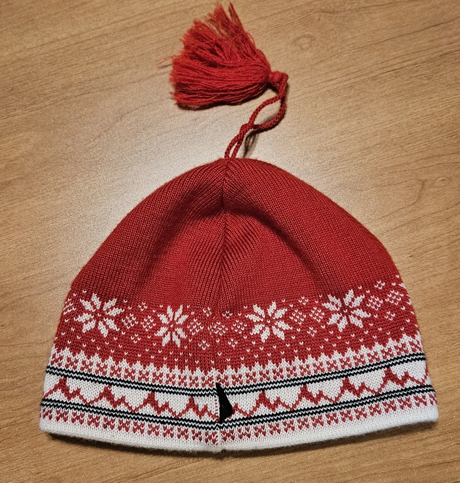 Gorro de colección Marmot mezcla de lana copo de nieve borla trenzada hecho en Canadá Foto 4 de 4