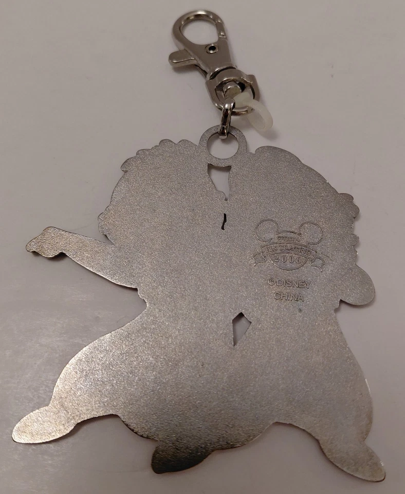 Disney Pin Trading Keychain/Lanyard Chip N Dale 2006 - Metal Key Ring - Image 4 of 4