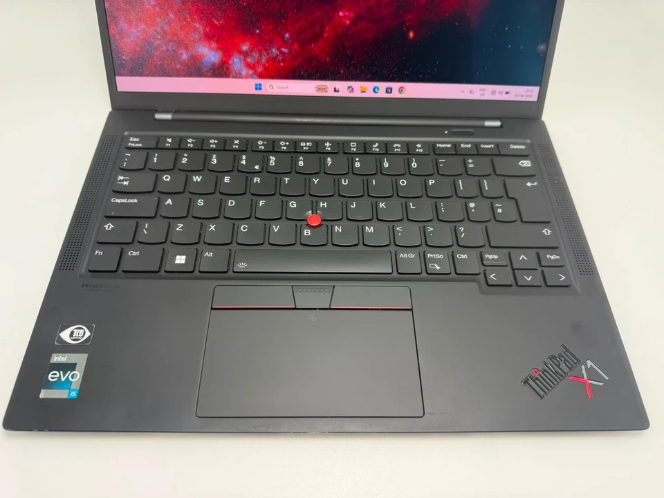Lenovo ThinkPad X1 Carbon G10 · i5-1240P · 16GB · 512GB, photo 3 of 5