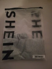 SHEIN Solid Twist Front Cut Out Tee Size Medium New in Bag