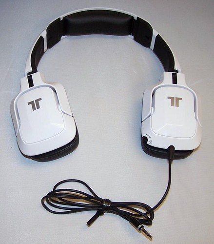 WHITE Tritton Kunai Universal Stereo 