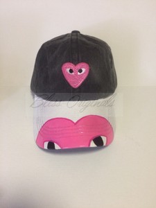 comme des garcons hat