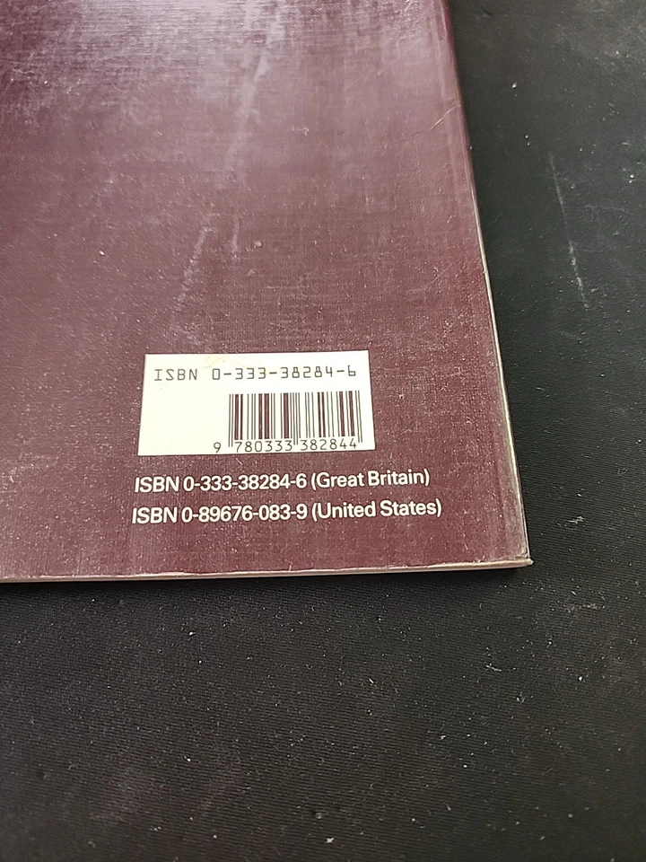 Patterns of Fashion 1560-1620 Janet Arnold Cut & Construction book w/patterns - Image 4 of 4