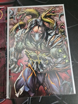 THE DARKNESS #1 Paulo Pantalena Virgin Variant Round Table Blind Bag 1:400