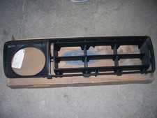 Ford Pick Up Truck 1976-1977 F100 F-250 F-350 Rh Side Grille New Oem D6tz-8150-b