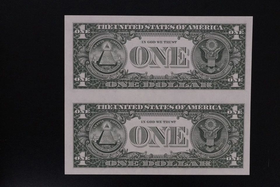 USA 1981 A $1 un-cut pair ch-UNC condition DB prefix (k374) - Image 2 of 2