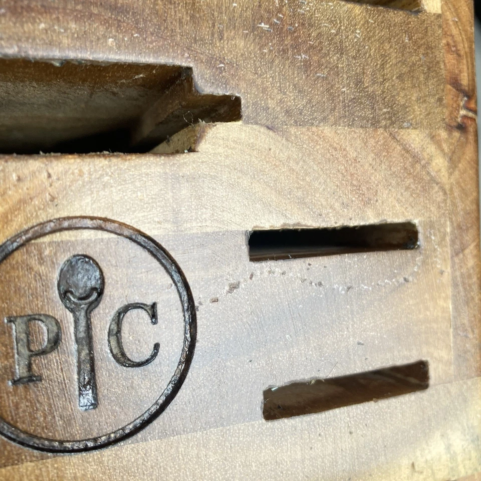 Pampered Chef - Grande 20 Ranuras - Soporte Bloque Cuchillo Madera Acacia 1583 - Resistente Foto 3 de 4