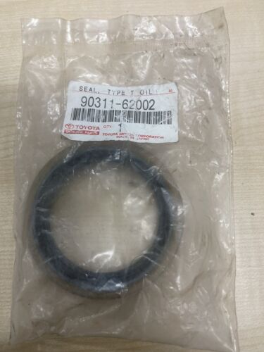 Toyota Genuine Oil Seal 90311-602002 - Picture 1 of 1