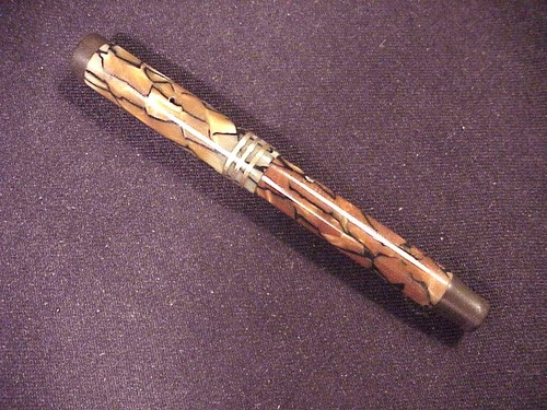 * PARKER DAMA DUOFOLD EN NEGRO/PERLA, GF, BF, FALTA ANILLO FLOTANTE EN LA PARTE SUPERIOR, '29 - Imagen 2 de 9