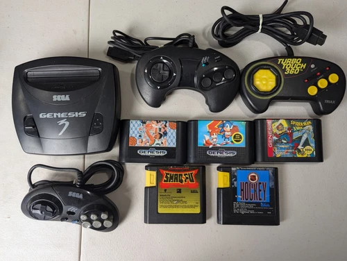Sega Genesis 3 Console,3 Controller 5 Games Bundle Lot Without Power & RCA Cable