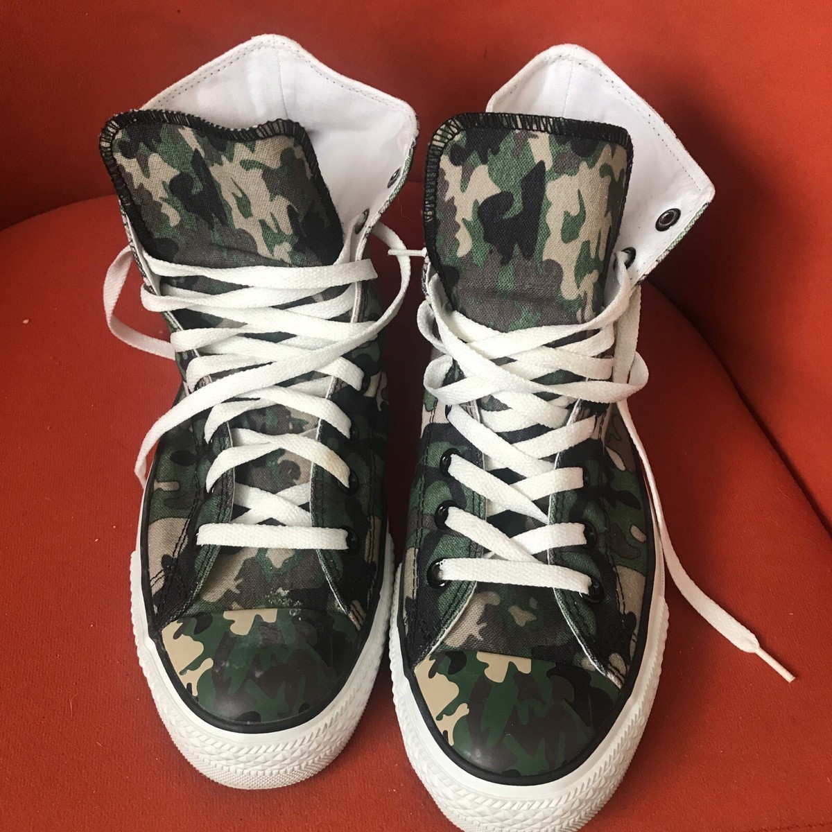 Converse Allstar ChuckTaylor HighTop Rare Vintage Size10 Khaki