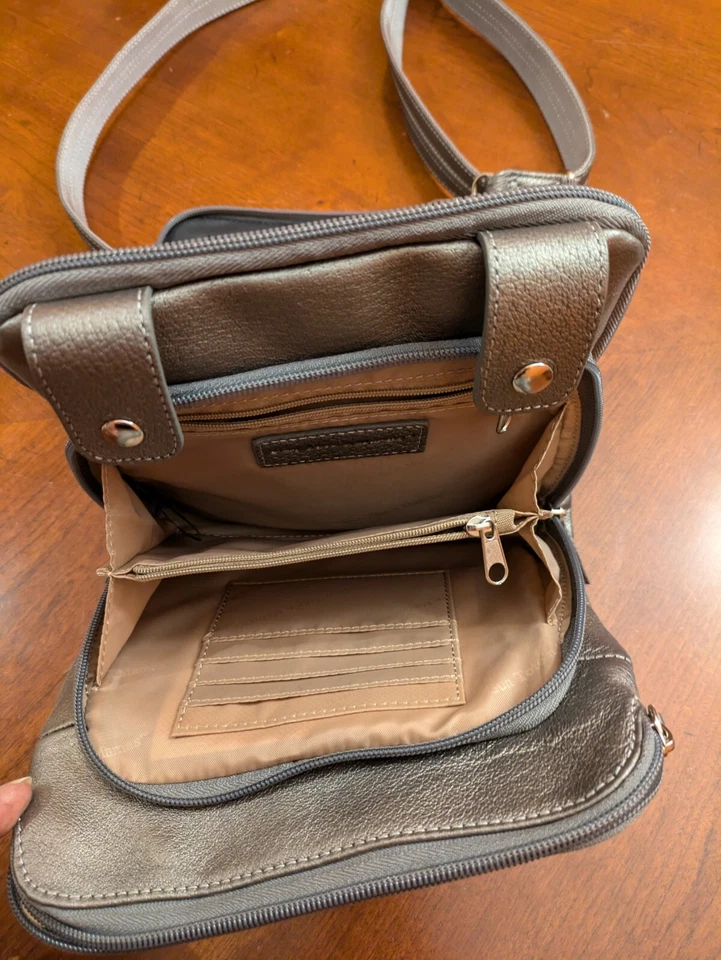 Gun Tote’n Mamas Conceal Carry Crossbody Purse Bag Shoulder Strap - Image 2 of 4