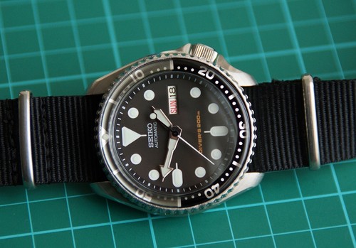 SEIKO SKX007 - 7S26 MECHANICAL MOVEMENT - Picture 8 of 19