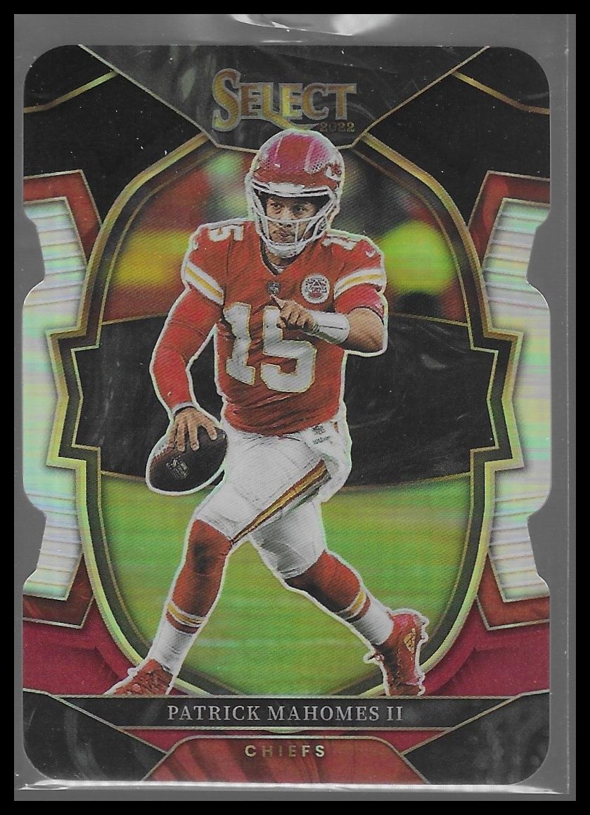 2022 Panini Select #20 Patrick Mahomes II Black and Green Prizm Die Cut