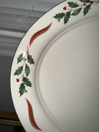 Lenox Country Holly - Oval Serving Platter, 14" - Picture 2 of 3