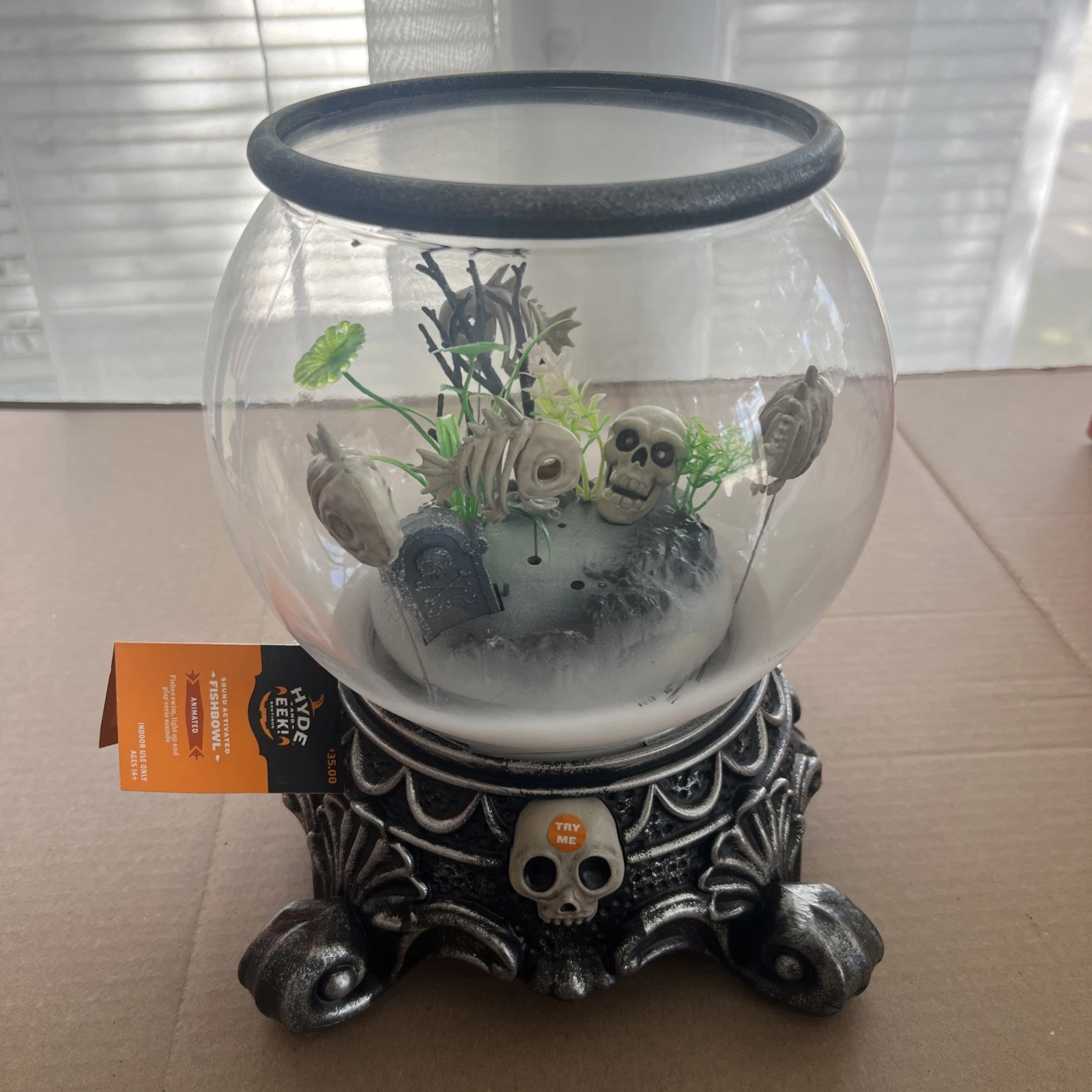 Hyde and Eek Target Exclusive Life-size Animated Halloween Haunted Fishbowl NWT