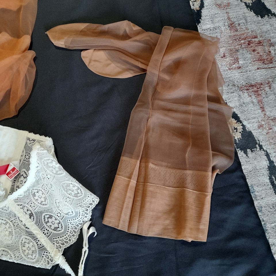 2 Paires De Bas Nylon Vintage Avec Couture - Marque Vitos Taille 1 (L) - Beige - Neufs