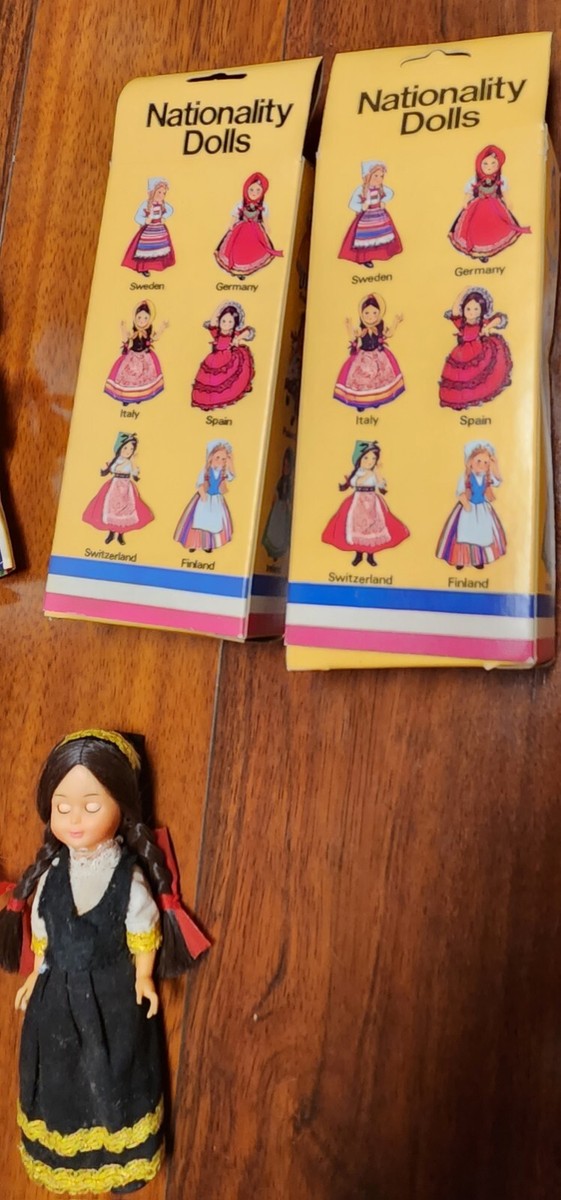 11 Vintage 80s Boxed Nationality Dolls Girls With Sleepy eyes