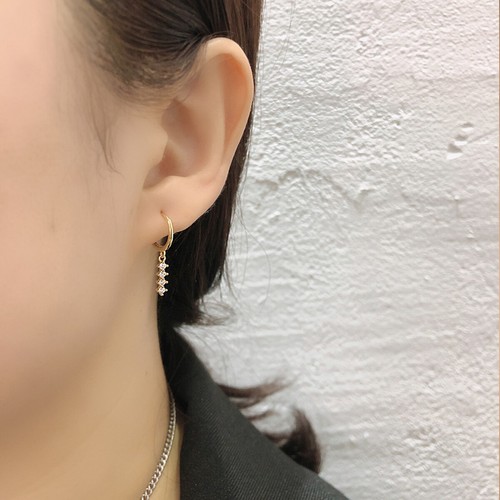 Pendientes colgantes Huggie aro águila con dije de barra recta de circonita cúbica de plata de ley 925 A4156 - Imagen 9 de 22
