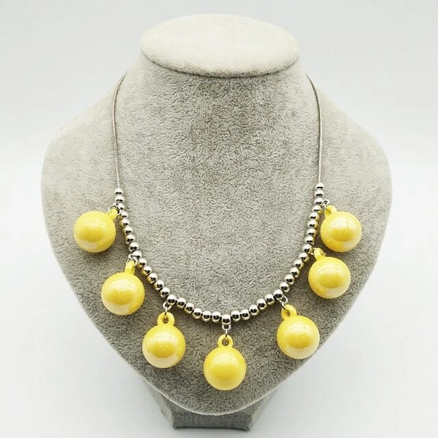Simple beads necklace in gold sale