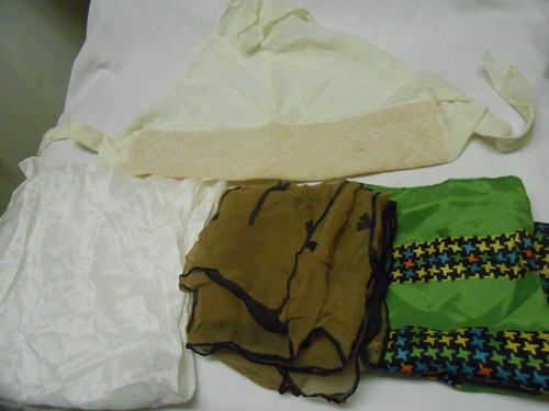 vintage lot of 4 women's scarfs head wraps multi-colored - Picture 2 of 8