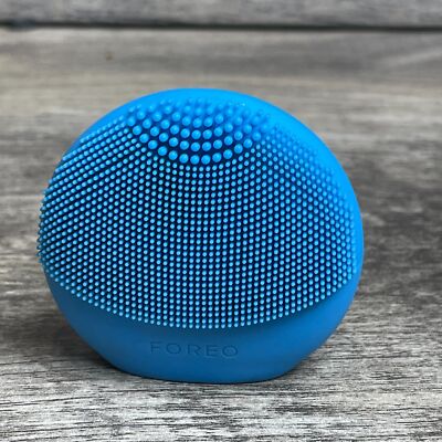 FOREO LUNA mini 2 ブルー FOREO LUNA mini 2 Sonic Facial Cleansing Brush for Every