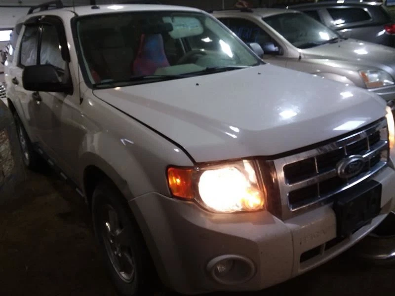 Freios traseiros compatíveis com bateria 08-12 ESCAPE 2033863 - Imagem 3 de 4