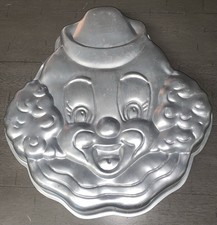 B3 VTG WILTON HAPPY KIDS CLOWN ALUMINUM CAKE PAN MOLD ©1989 #2105 BOZO PENNYWISE