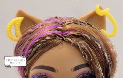 Monster High G3 Clawdeen Buried Secrets 2 Earrings 