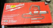Milwaukee M18 2646-20 Cordless 2-Speed Grease Gun (Tool Only)